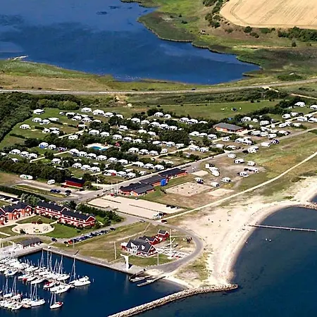 Lidenlund Hotel 3*