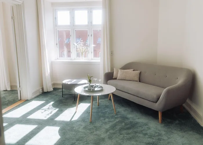 Lidenlund 3*